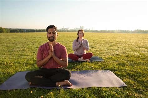 Yoga ve Meditasyonun Stresle Başa Çıkma Üzerindeki Rolü